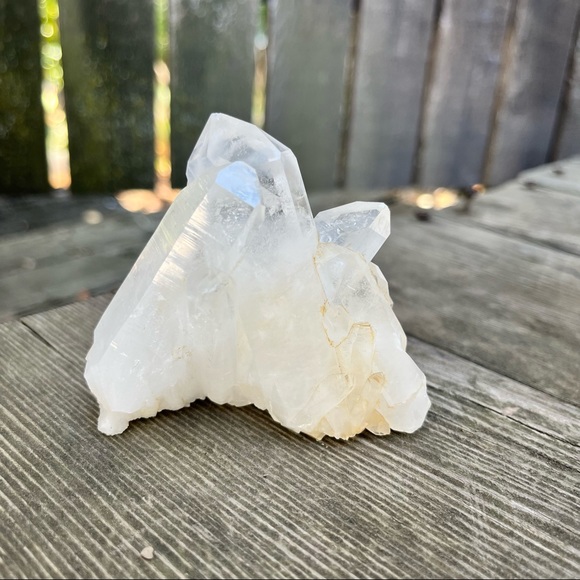 Clear Quartz Crystal Cluster Self Standing - Picture 6 of 17
